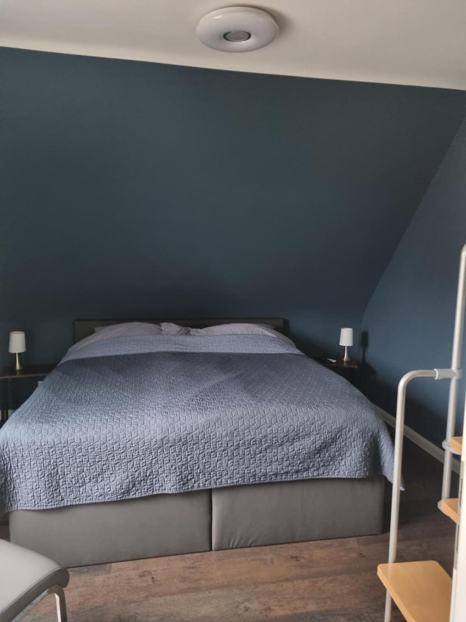 Likehome Suite Buchholz in der Nordheide Ruang foto