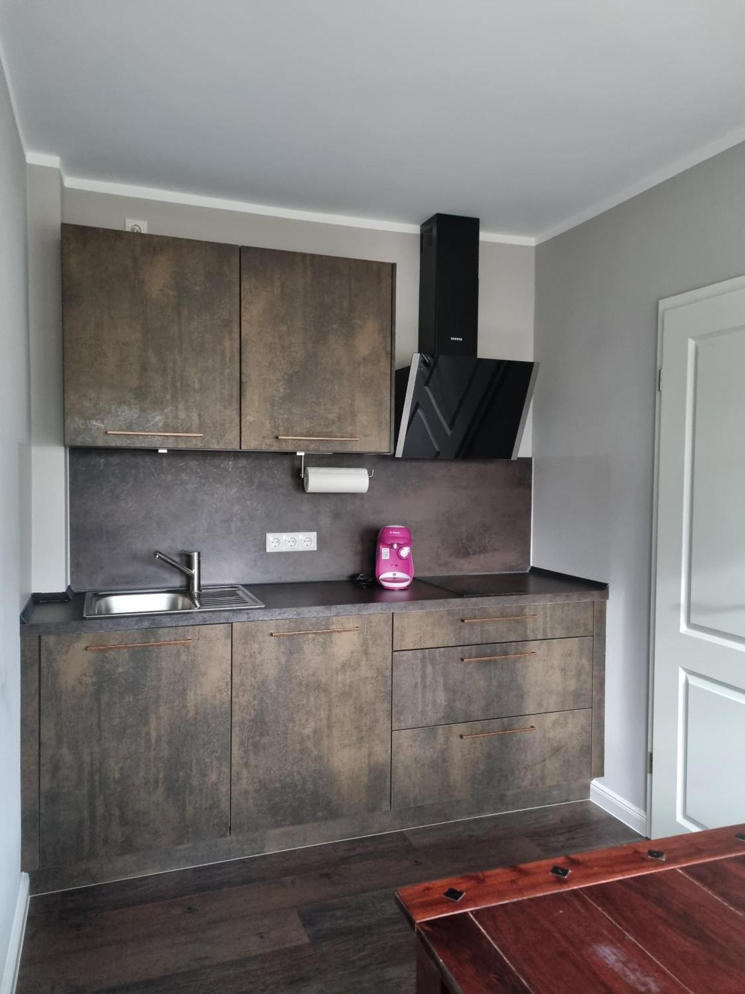 Likehome Suite Buchholz in der Nordheide Ruang foto