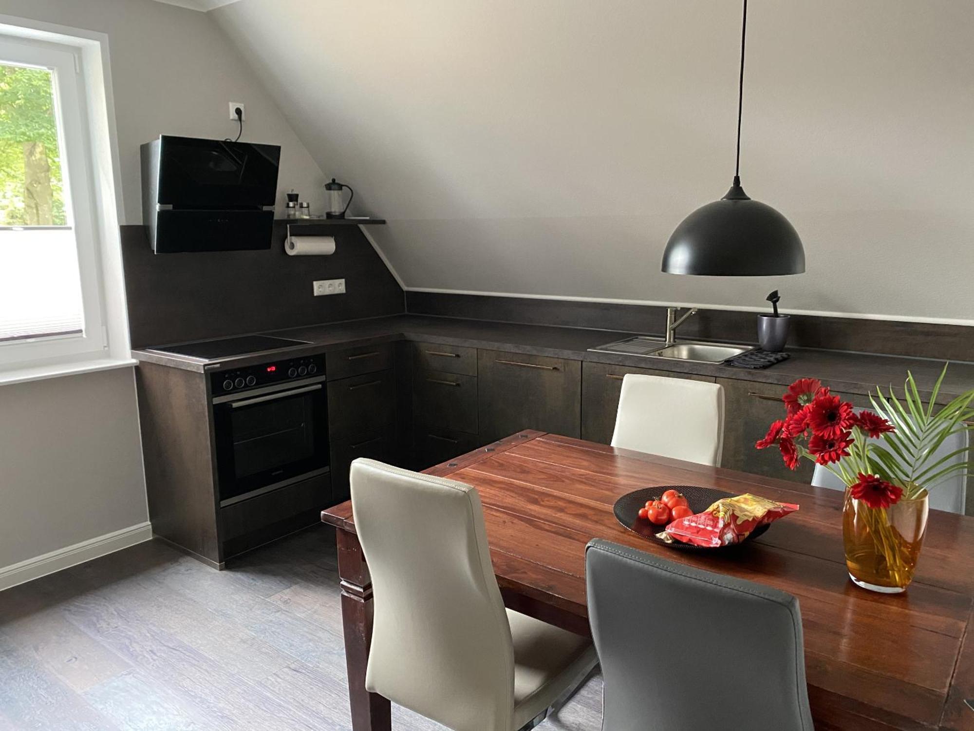Likehome Suite Buchholz in der Nordheide Ruang foto